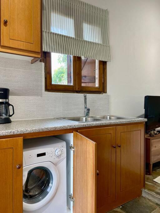 Almond Home Livadia  Kültér fotó